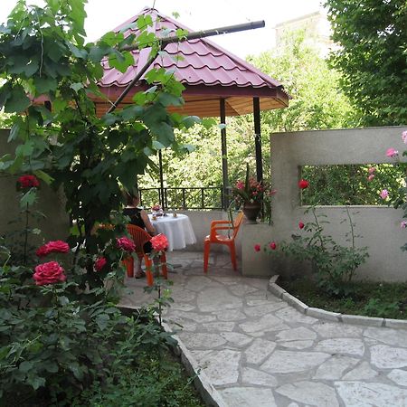 Iliani Hotel Tbilisi Luaran gambar